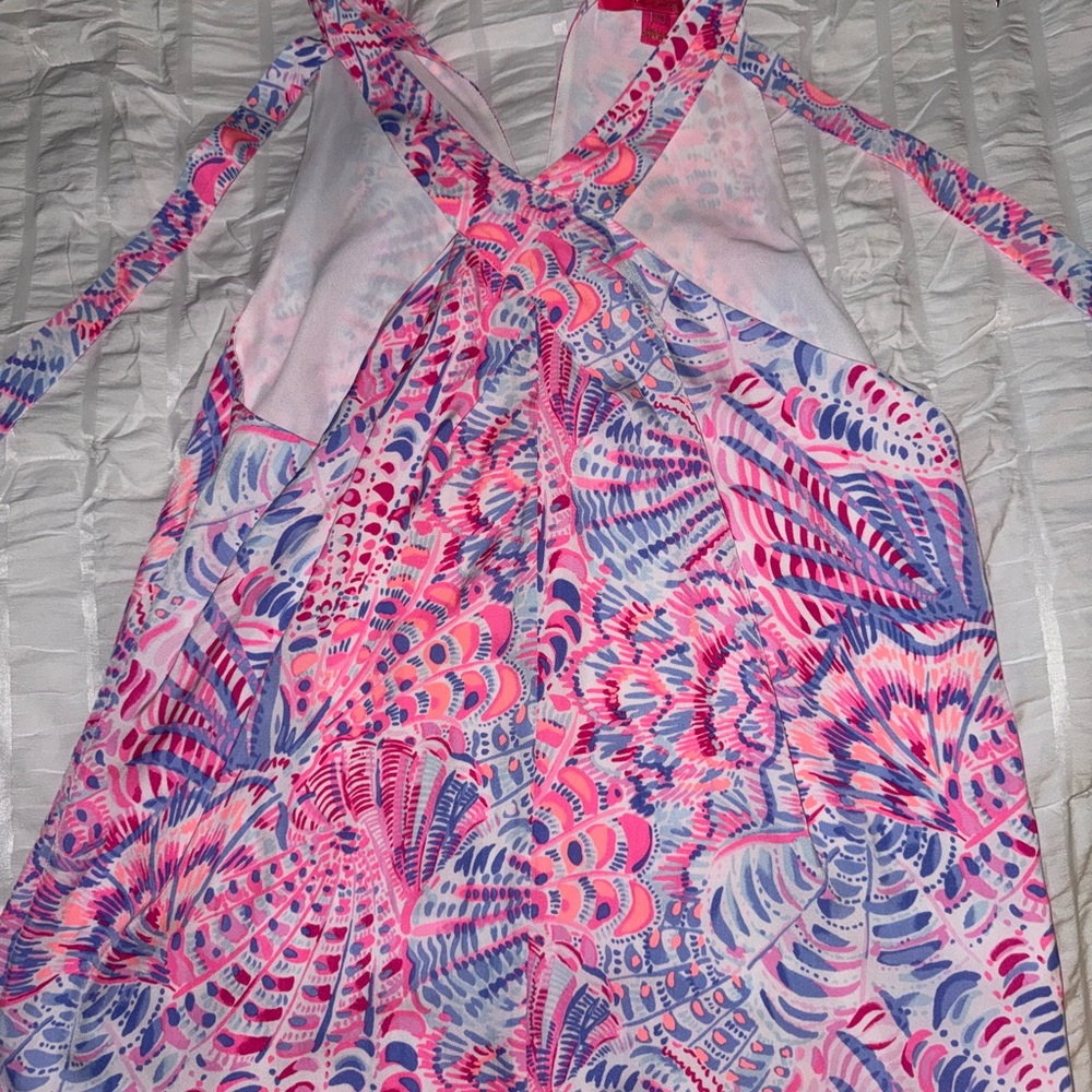 NEVER WORN HALTER TANK
Lilly Pulitzer Pink and Blue Patterned Tank Top